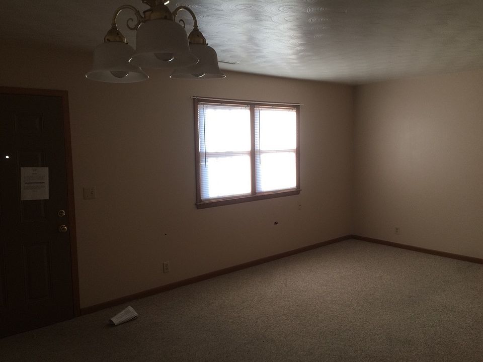 1st image of 715 W Washington Ave APT 9