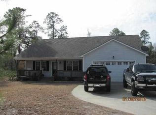 270 Sand Ridge Rd, Hubert, NC 28539