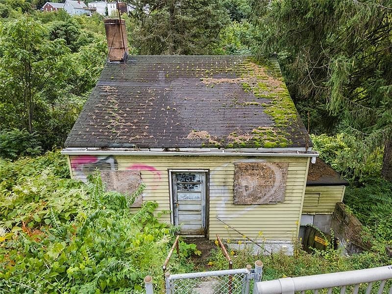 1st image of 1047 Arlington Ave