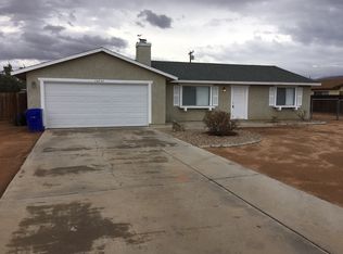 10797 Kiavan Rd, Apple Valley, CA 92308