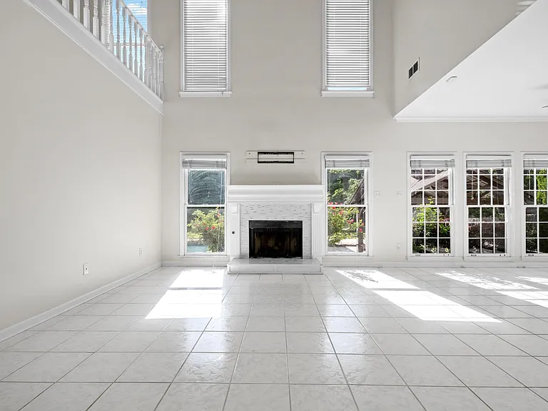 895 Joe Dr — Photo 10