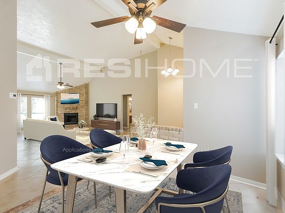 5th image of 15406 Pebble Lake Dr