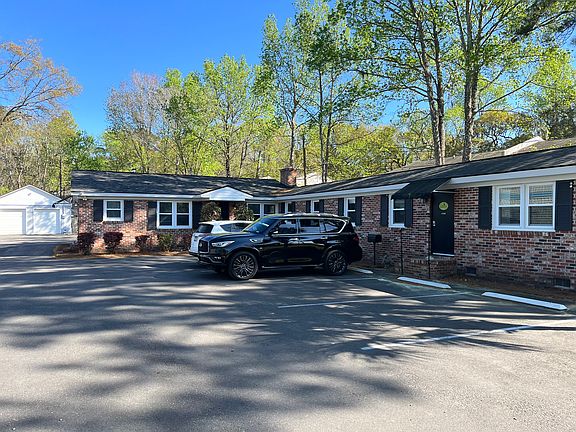 Charming brick 3-bedroom home in a convenient West Ashley location.