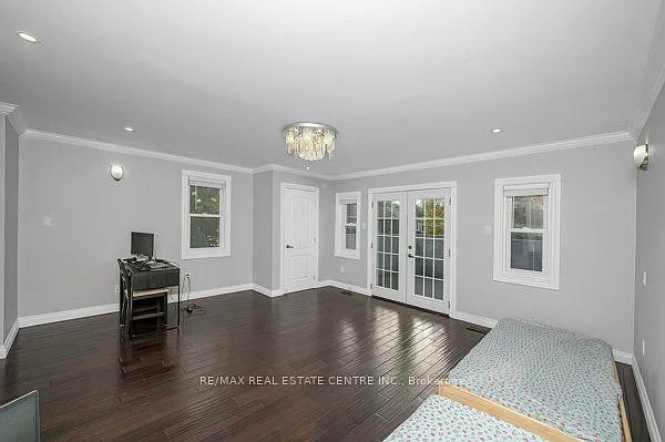71 Paisley Ave N #MAIN 2ND — Photo 27