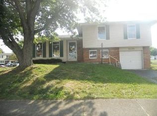 2135 Drumlin Dr, Grove City, OH 43123