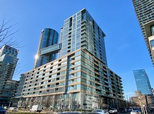 10 Capreol Ct #625, Toronto, ON M5V 4B3