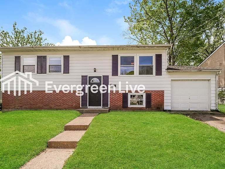 2549 Berthbrook Dr — Photo 1