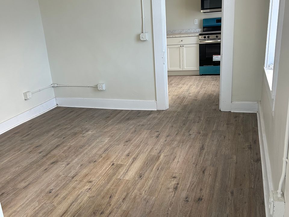 2nd image of 317 Mulberry St #3