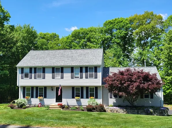 6 Chamberlain Rd, Uxbridge, MA 01569