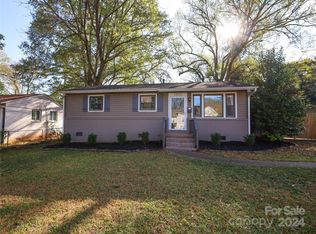 2822 Shamrock Dr, Charlotte, NC 28205