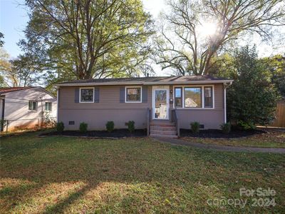 2822 Shamrock Dr, Charlotte, NC, 28205