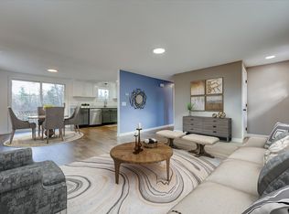 701 Upper Guinea Rd, Lebanon, ME 04027