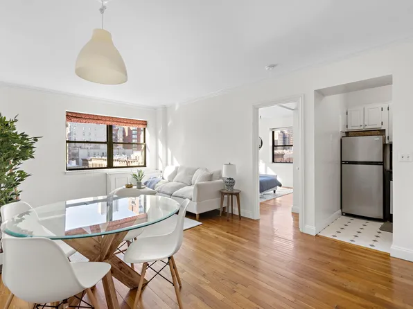 186 West 80th Street image 1 of 12