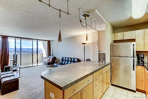 1020 15th St Photo 1