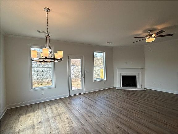 7th image of this home