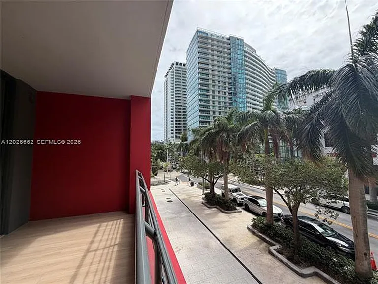90 NE 32nd St #209 — Photo 13