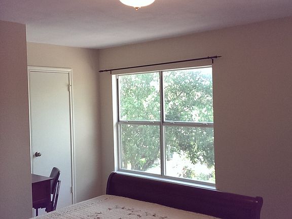 5th image of 7830 Caston Park Dr