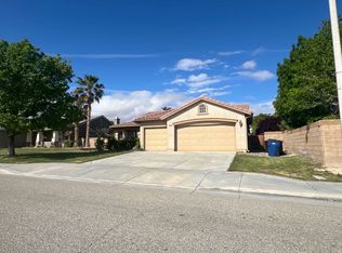 44445 36th St W, Lancaster, CA 93536