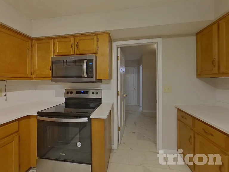107 Marks Style — Photo 8