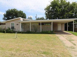 404 Lahoma Dr, Bartlesville, OK 74003