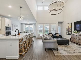 220 Glenwood Dr, Oak Point, TX 75068