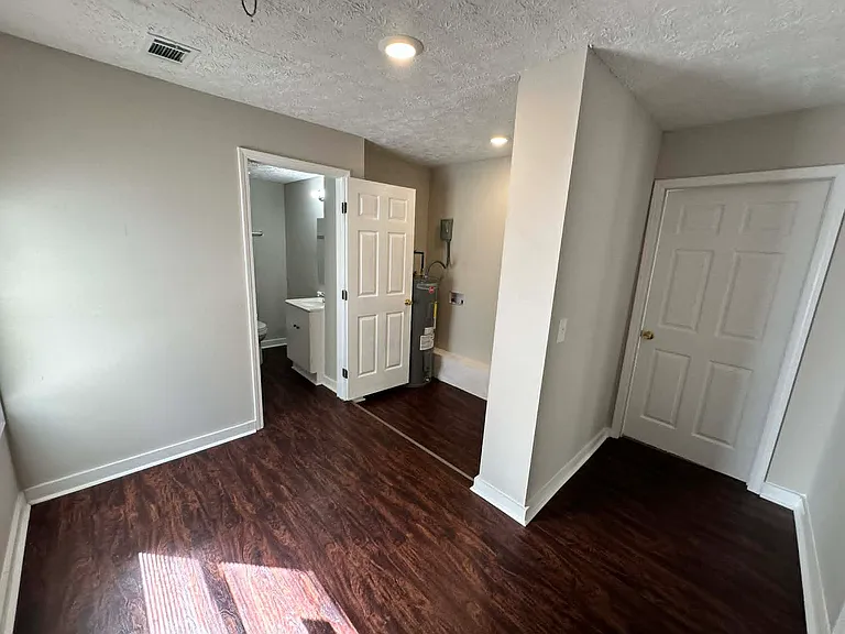 508 Launius St — Photo 8