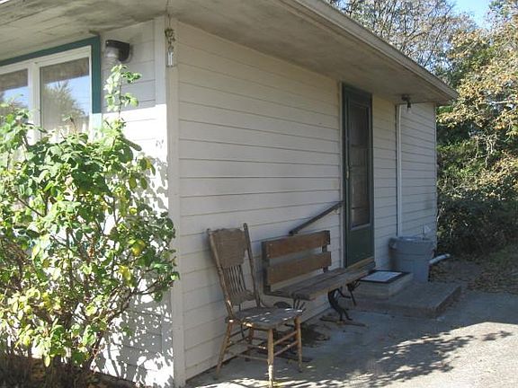 Outside, View of Entryway