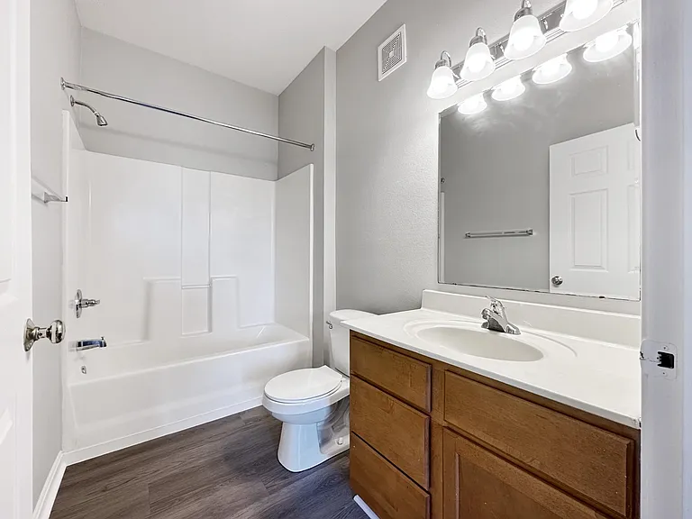 Beaver Creek Apartments — Photo 23
