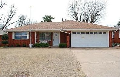 1st image of 3300 SE 24th St