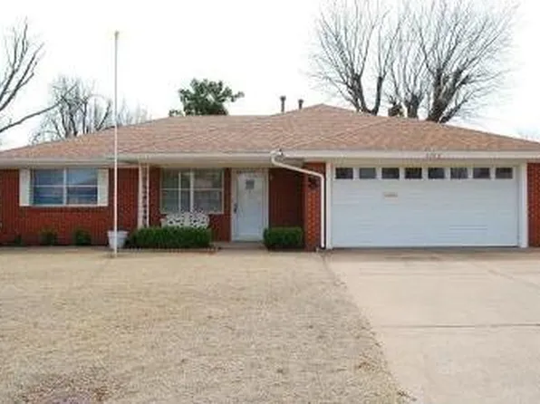 3300 SE 24th St, Del City, OK 73115