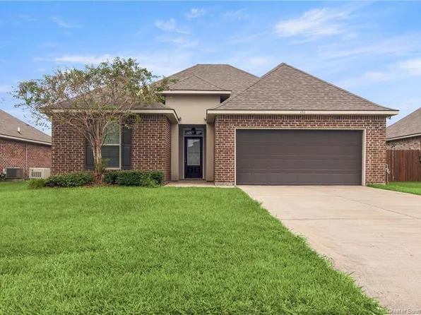 1911 Heberts Pass, Lake Charles, LA 70607