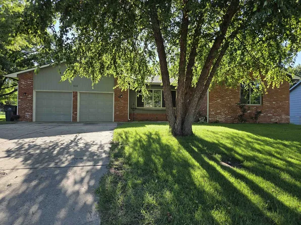 516 Moy Ln, Mulvane, KS 67110