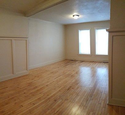 1st image of 415 W Clarke St