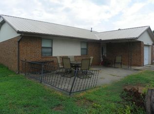 610 Rocking Horse Ln, Yale, OK 74085