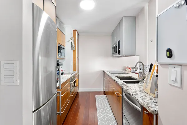 Rented by Oxford Property Group | media 19