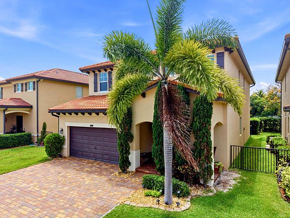 2nd image of 6819 Langdon Way