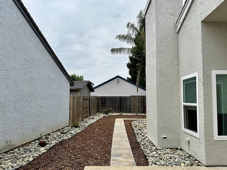 9320 Trenholm Dr — Photo 15