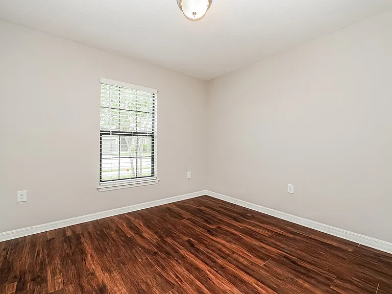 720 Chatham Walk Dr — Photo 14