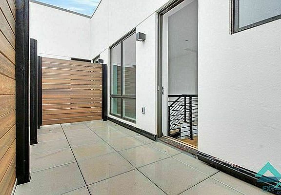 2nd image of 418 Lexington Ave #4A