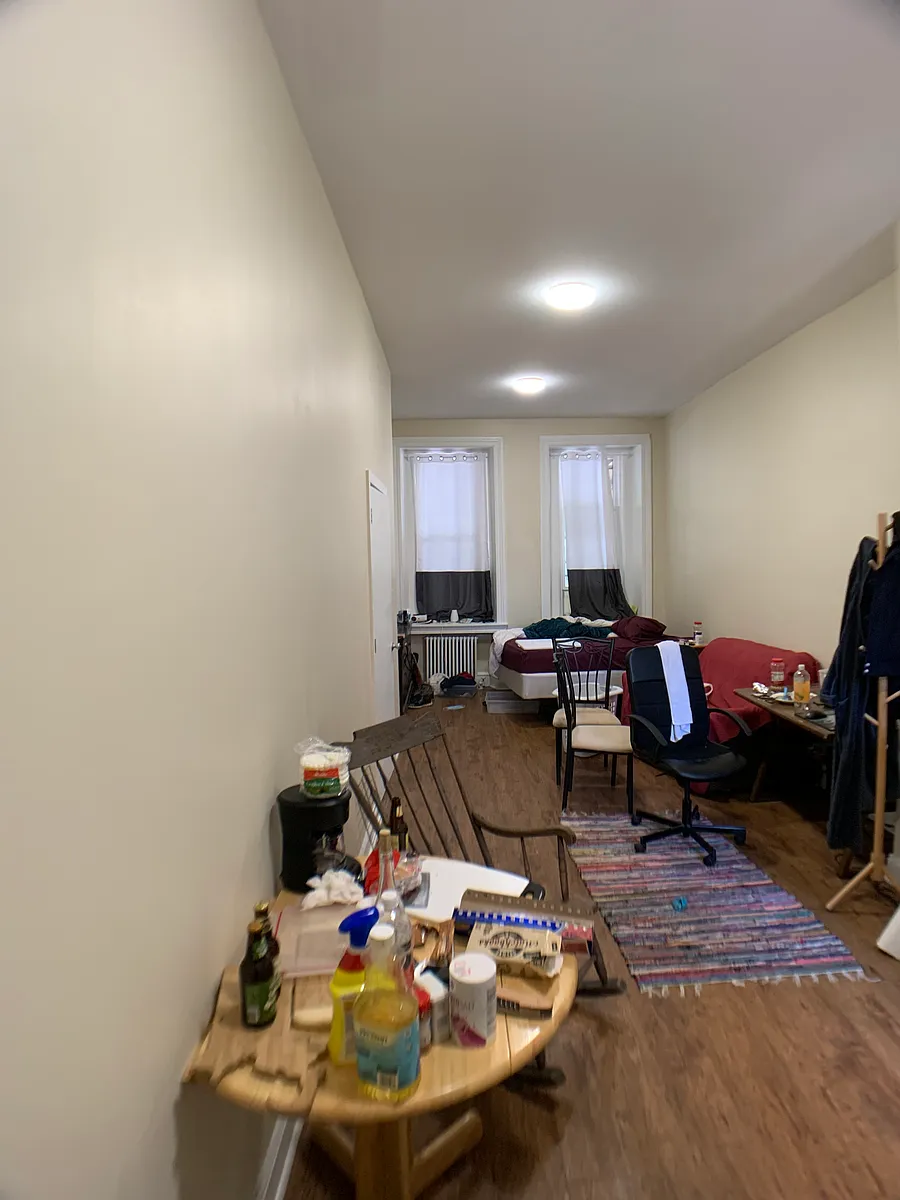 Building Photo - 409 S 40th St #1F