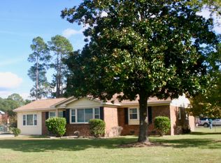 5202 Longbranch Dr, Fayetteville, NC 28303