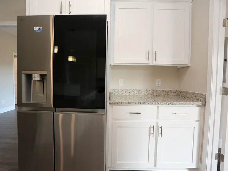 115 Avalon Trce — Photo 5