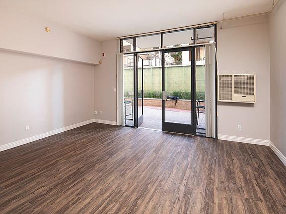 4th image of 303 Market St APT 101