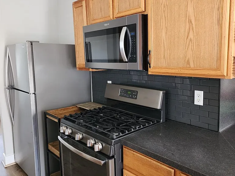 11929 Sanspereil Dr — Photo 6