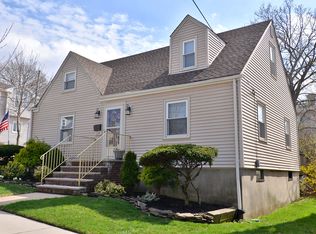 334 Union Avenue, WOODRIDGE, NJ 07075
