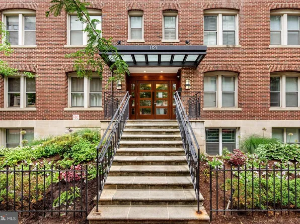 1121 24th St NW APT 300, Washington, DC 20037