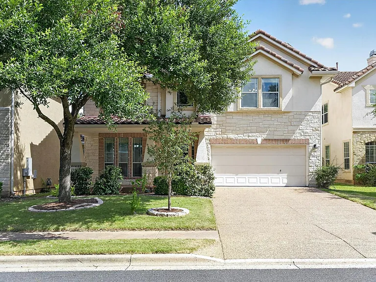 15324 Interlachen Dr — Photo 3