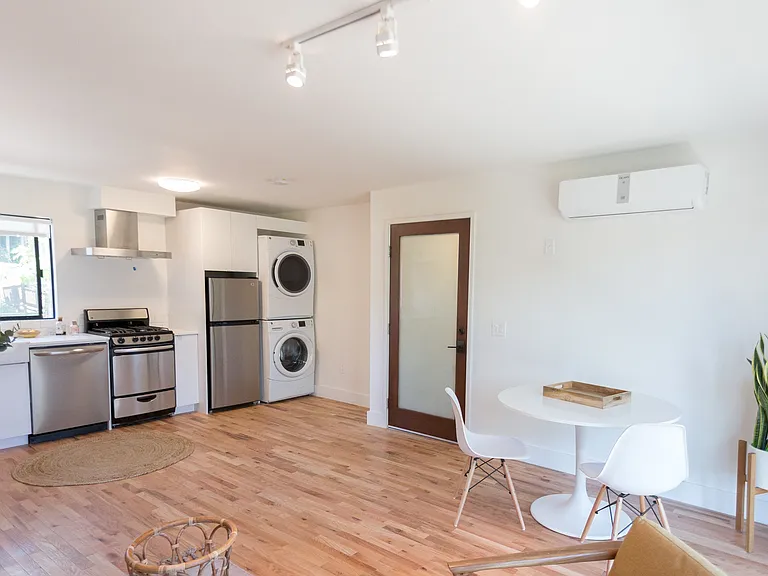 5515 E Media Dr #15 — Photo 9