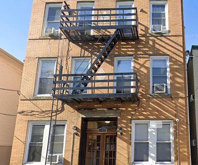 209-210 New York Ave #A10 — Photo 1