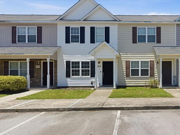 8006 Banister Loop — Photo 2